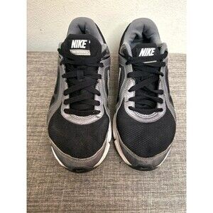 Men’s Nike Air Dictate 2 Cross Training Black White /Grey/  Shoes Size 9
